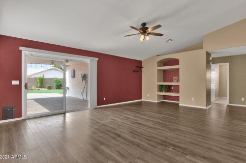 729 Megan St, Chandler, AZ 85225-3954