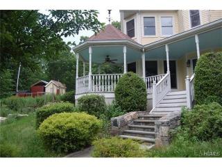 24 Jackson Rd, Mahopac, NY 10541-3116