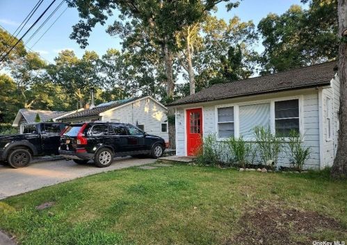 12 Fanning Ave, East Hampton, NY 11937-1207