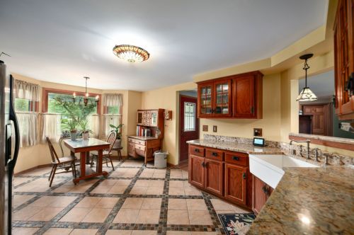 25520 Deer Rdg Trl, Waterford WI  53185-4854 exterior