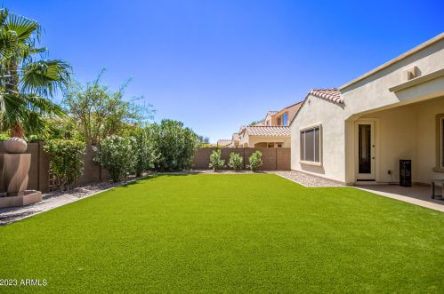 3305 Waterfront Dr, Chandler, AZ 85248-3557
