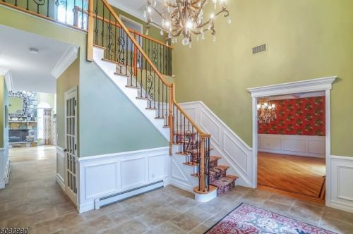 6 Natale Dr, Sparta NJ  07871-3034 exterior