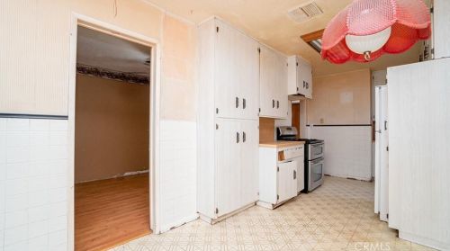 1118 Elgenia Ave, West Covina CA  91790-1320 exterior