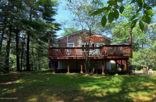 402 Ridge Rd, Stroudsburg, PA 18360-5031
