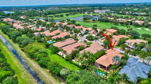 8696 Valhalla Dr, Delray Beach FL  33446-9568 exterior