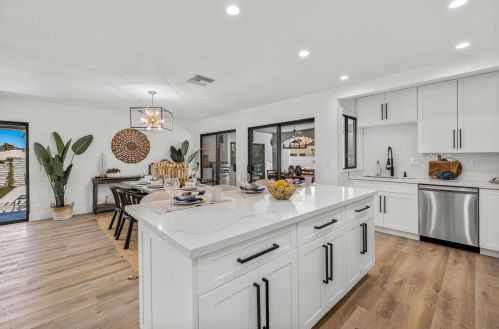 54780 Avenida Obregon, La Quinta CA  92253-3712 exterior