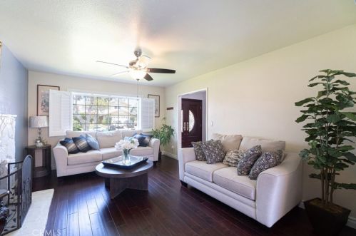 19406 Pricetown Ave, Long Beach CA  90746-2680 exterior