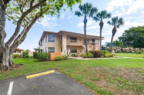 5727 Spindle Palm Ct, Delray Beach, FL 33484-2018