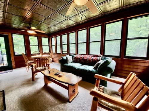 39 Pidgeon Hill Rd, Wantage NJ  07461-2731 exterior