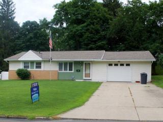 176 Willowbrook Dr, Mansfield, OH 44907-1734