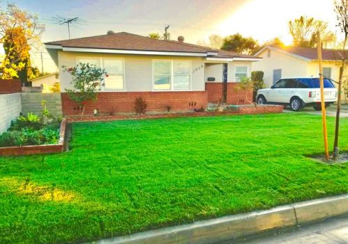 7938 Phlox St, Downey, CA 90241-4506