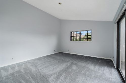 7367 Jamestown Ter, Hobe Sound FL  33455-5874 exterior