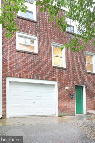 7 Summerfield Ave, Camden NJ  08108-1228 exterior