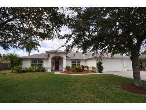 4954 Pigeon Plum Cir, Melbourne, FL 32940-1451