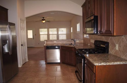 10252 Stone Gate Dr, Conroe TX  77385-8013 exterior