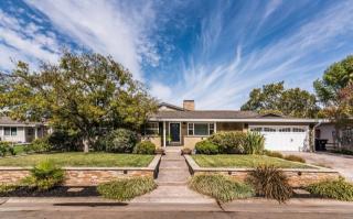 4532 Oxbow Dr, Sacramento CA  95864-0869 exterior