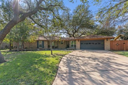 2002 Terry Ln, Georgetown, TX 78628-3338