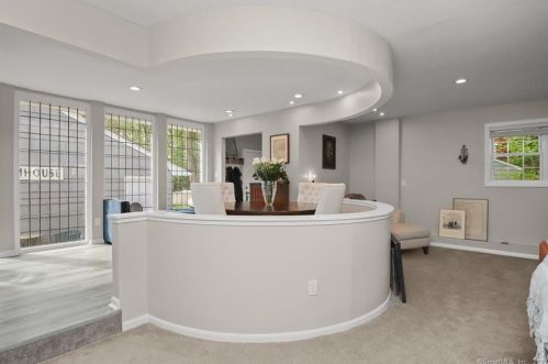 128 Garwood Rd, Bridgeport CT  06611-2220 exterior