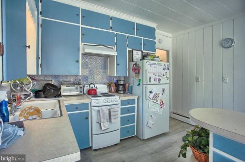 529 West St, Carlisle PA  17013-2838 exterior