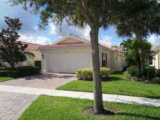 8256 Quito Pl, West Palm Beach, FL 33414-3488