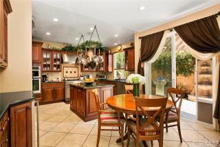 8291 Loftwood Ln, Orange, CA 92867-6488