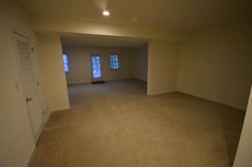 97 Highlands Blvd, Easton PA  18042-7262 exterior