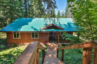 19610 Nason Rd, Plain, WA 98826-9230