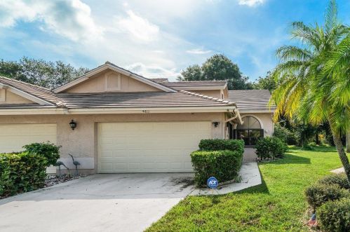 4811 Brighton Lakes Blvd, Boynton Beach, FL 33436-4838