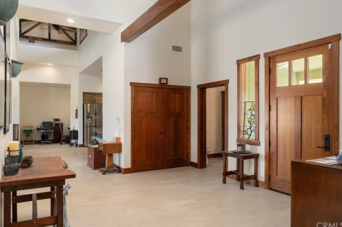 590 Championship Ln, Templeton CA  93465-5138 exterior