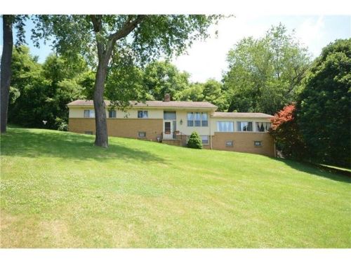 400 Cheri Dr, Canonsburg, PA 15317-5323
