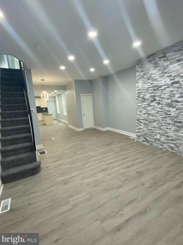 2502 29th St, Philadelphia PA  19132-3022 exterior