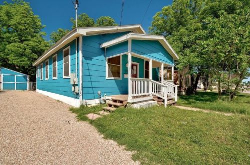 920 51st St, Austin, TX 78751-2204