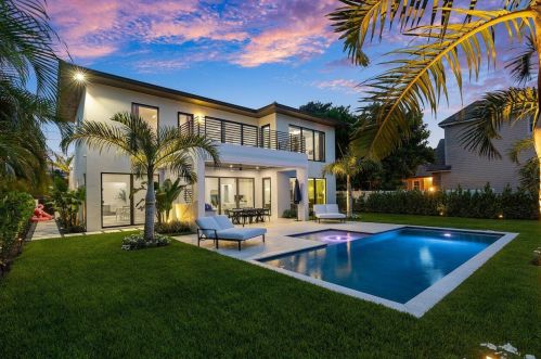 255 22nd St, Delray Beach FL  33444-4223 exterior