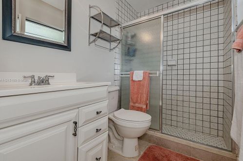 3220 37th St, Hollywood FL  33021-2636 exterior