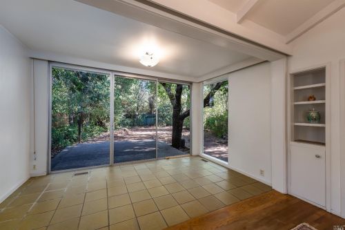 817 Walnut Ave, Ukiah CA  95482-3702 exterior