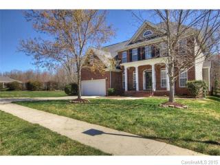 8224 Suttonview Dr, Charlotte, NC 28269-5189