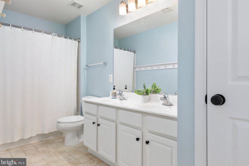 115 Frontier Fort Ln, Strasburg VA  22657-2177 exterior