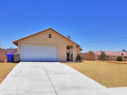 16194 Brookfield Dr, Victorville, CA 92394-1418