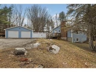 18 Westview Dr, Belmont NH  03220-3144 exterior
