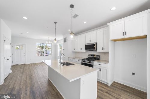 328 Walnut St, Collegeville PA  19426-3601 exterior