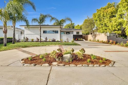 810 E St, Ontario CA  91762-3004 exterior