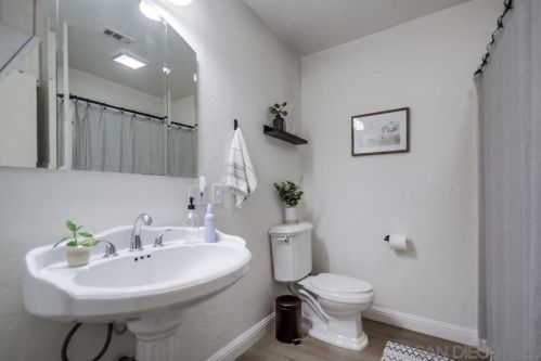 1247 Flamingo Ave, El Cajon CA  92021-3325 exterior