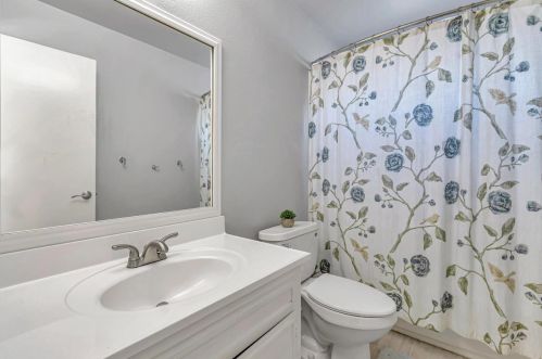 724 Natoma Dr, San Jose CA  95123-3935 exterior