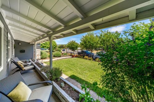 3303 Magowan Dr, Santa Rosa CA  95405-5117 exterior