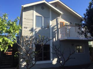 314 A St, Encinitas CA  92024-3220 exterior