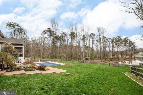 7905 Waterford Dr, Spotsylvania VA  22551-2204 exterior