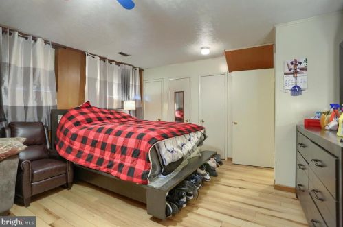 116 Linden Dr, Camp Hill PA  17011-7219 exterior