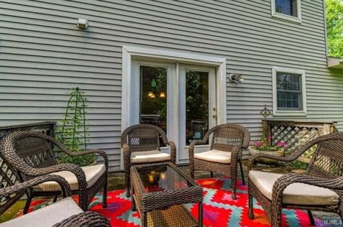 70 Iron Mountain Rd, Warwick NY  10990-3307 exterior