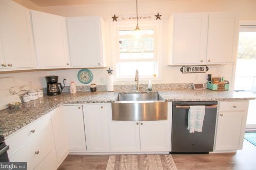 3308 Swover Crk Rd, Edinburg VA  exterior