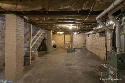 528 Liberty St, Charles Town WV  25414-1830 exterior